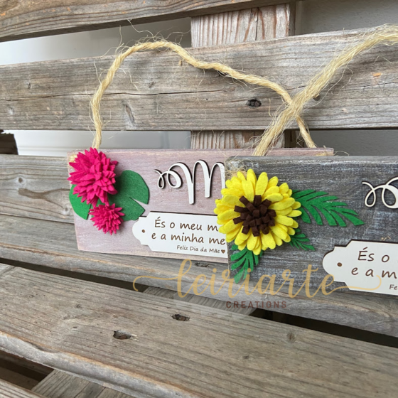 Placa Rústica Personalizada com Flores - Image 4