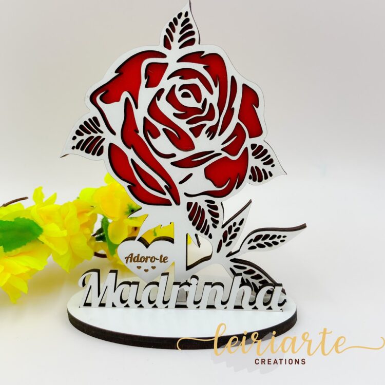 rosa personalizada madeira