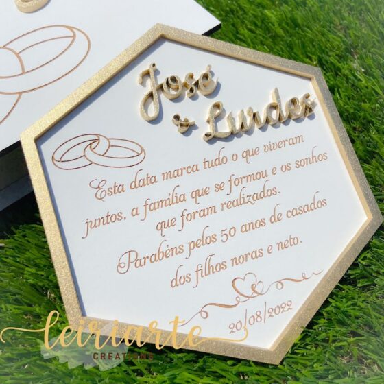 Caixa com Placa Hexagonal Comemorativa - Image 4